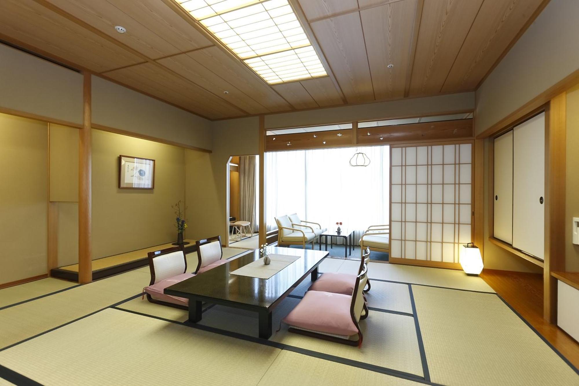 Hotel Wakamizu Takarazuka Quarto foto