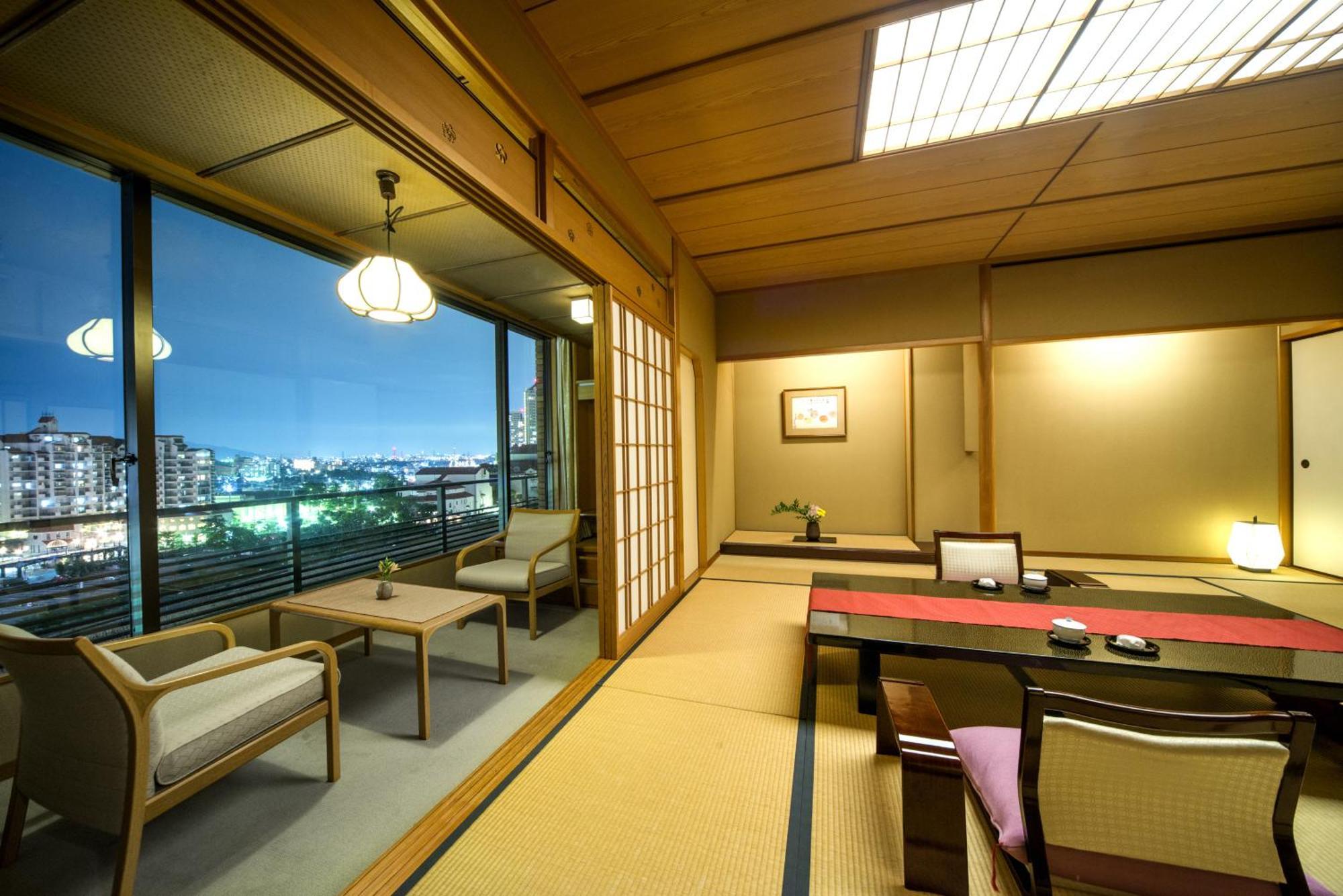 Hotel Wakamizu Takarazuka Quarto foto
